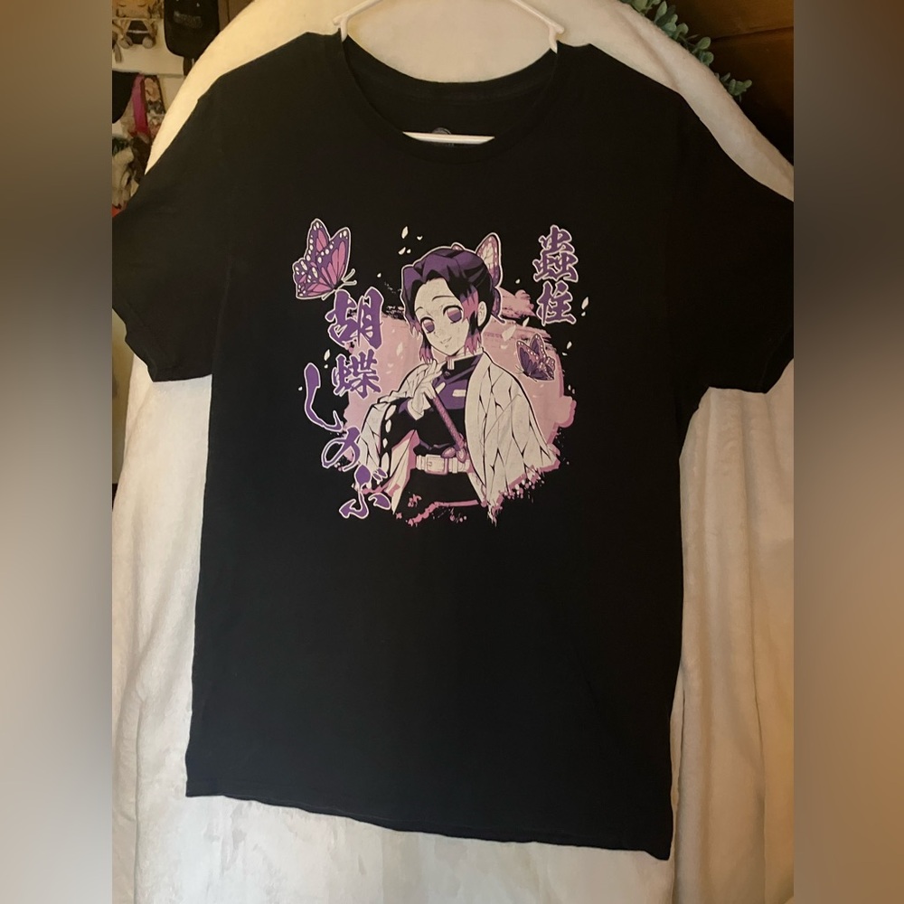 Demon Slayer Graphic T-Shirt Shinobu Kochō